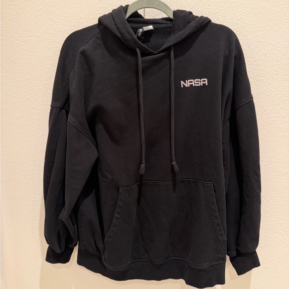 H&M Other - H&M Black NASA Hoodie for Men